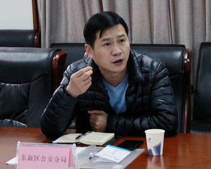 说明: 。。